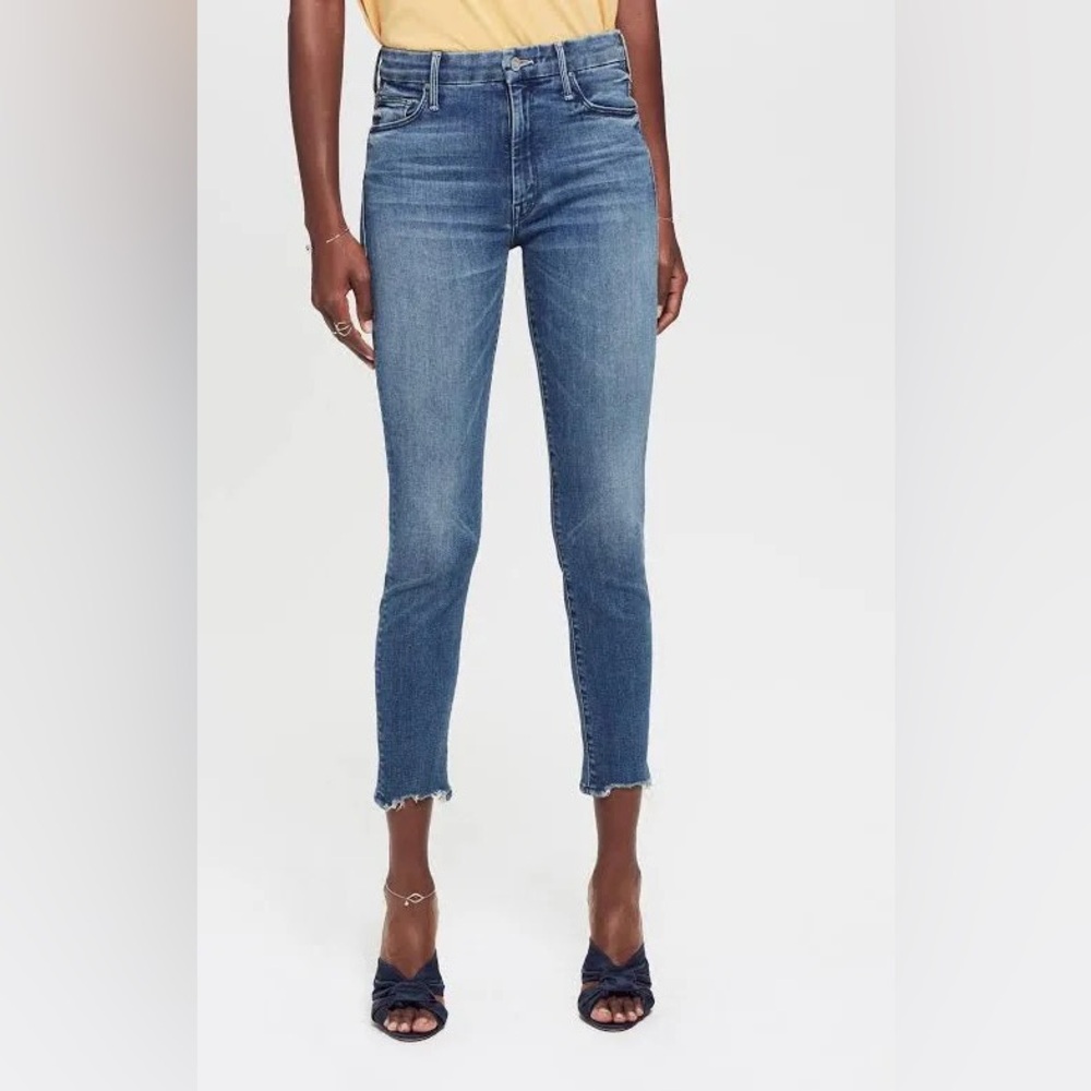 Mother High Waisted Looker Ankle Chew in Just Like The Ones We Used To Know